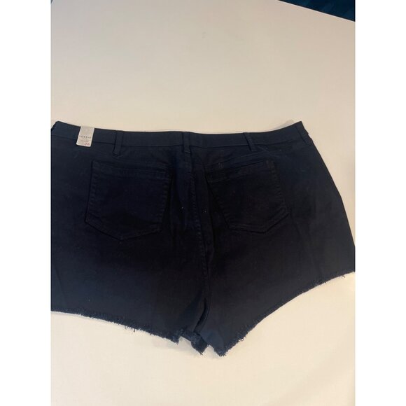 Torrid Womens Black Distressed Asymmetrical Denim Shorts Size 26 With Raw Hem & - Picture 3 of 4